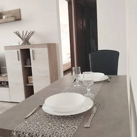 L'escale - Ultracentral